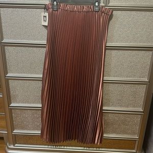 Anne Klein Anise pleated skirt size S